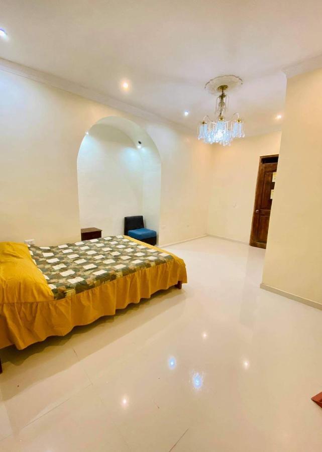 Hostal Atlantis Quito Dış mekan fotoğraf
