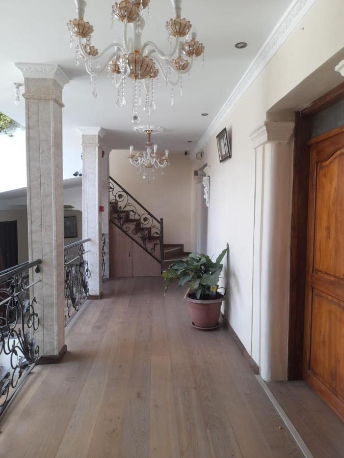 Hostal Atlantis Quito Dış mekan fotoğraf