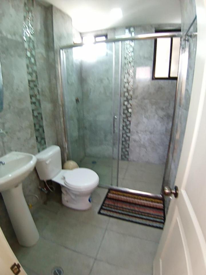 Hostal Atlantis Quito Dış mekan fotoğraf